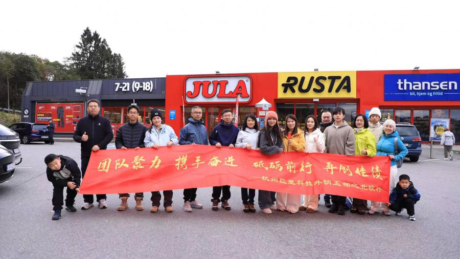 1760315906337333CEE0.jpg ad556f0deb1285e4f41ecb4072c52463.jpg